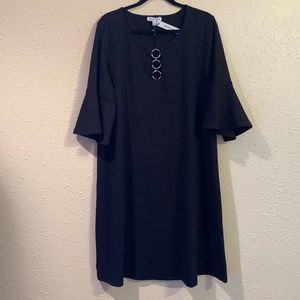 Chelsea Taylor gorgeous elegant black dress 2X